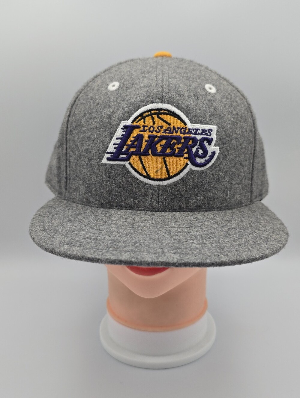 Mitchell & Ness HWC Los Angeles Lakers Heather Gray Fitted Hat Size 7 5/8